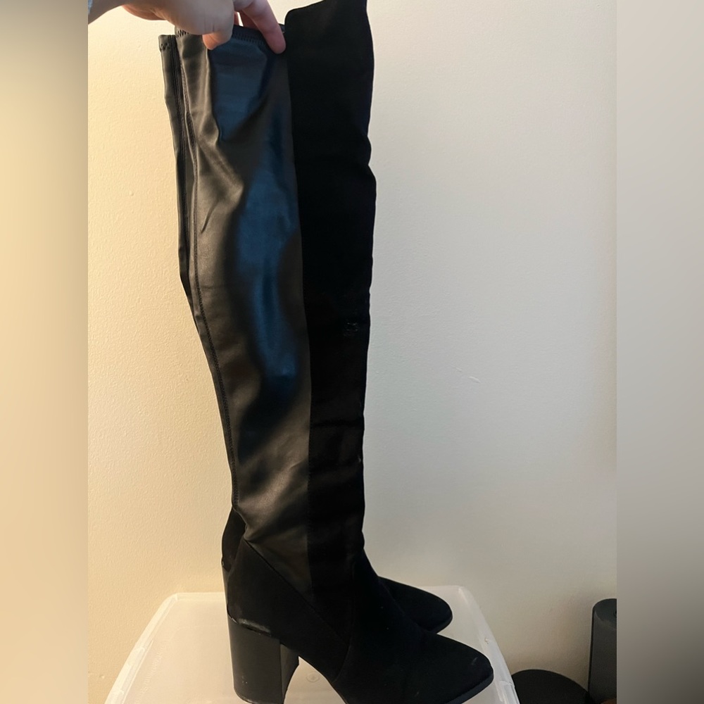 Report boots size 8.